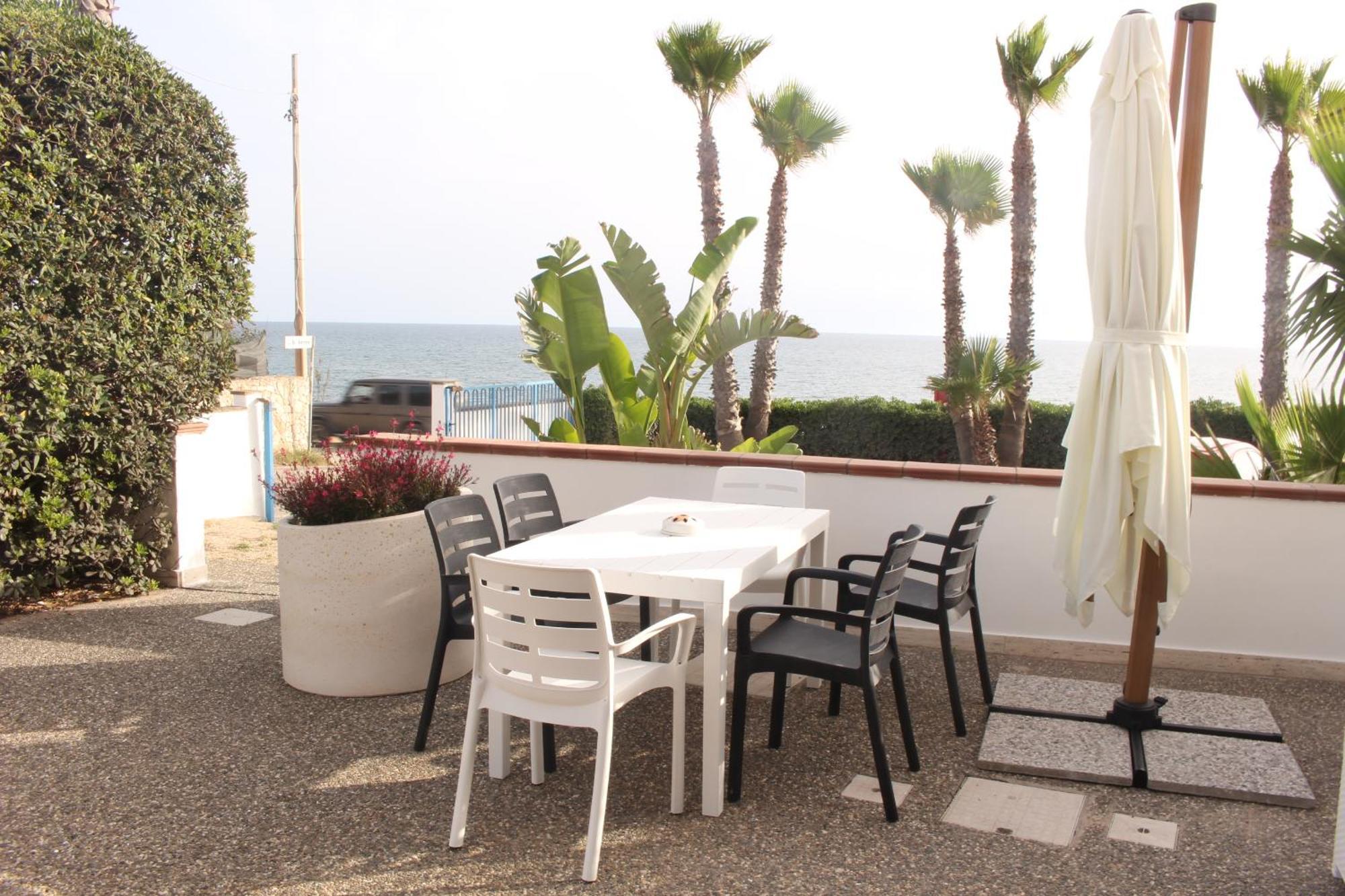 Residence Mare Azzurro Torre San Giovanni Ugento Exterior photo