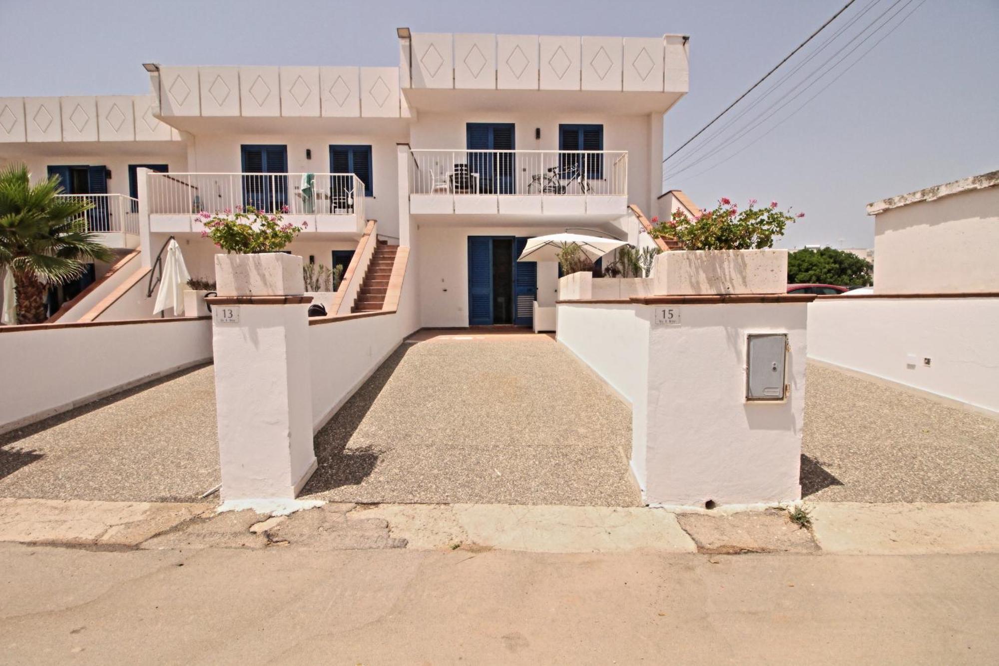 Residence Mare Azzurro Torre San Giovanni Ugento Exterior photo